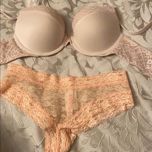 Victoria secret bra padded 34b new with tags